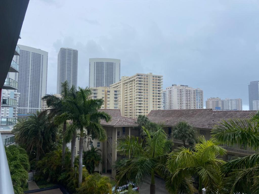 Miami Beach Studio Amazing Views 405B Hallandale Beach Eksteriør billede